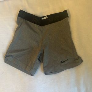Nike Pros high-waisted